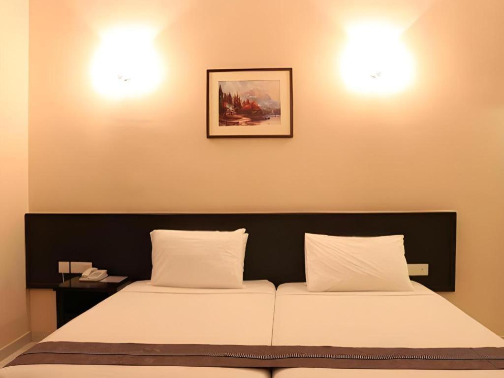 Stallions Suites Penang Jelutong Exterior foto